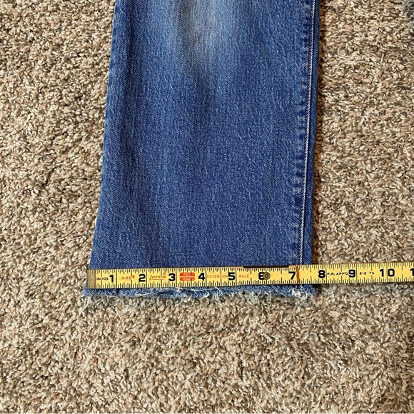 Levi's Premium Ribcage Straight Jeans in Size 25 - Picture 14 of 15